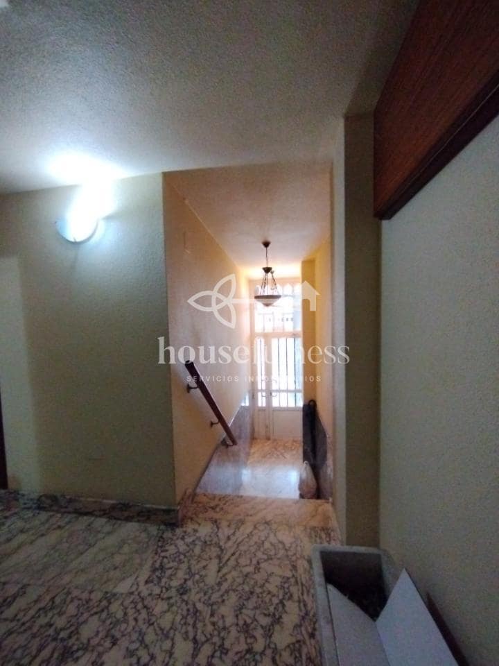 4 sovrum Lägenhet till salu i Ares - 189 000 € (Ref: 9647811)