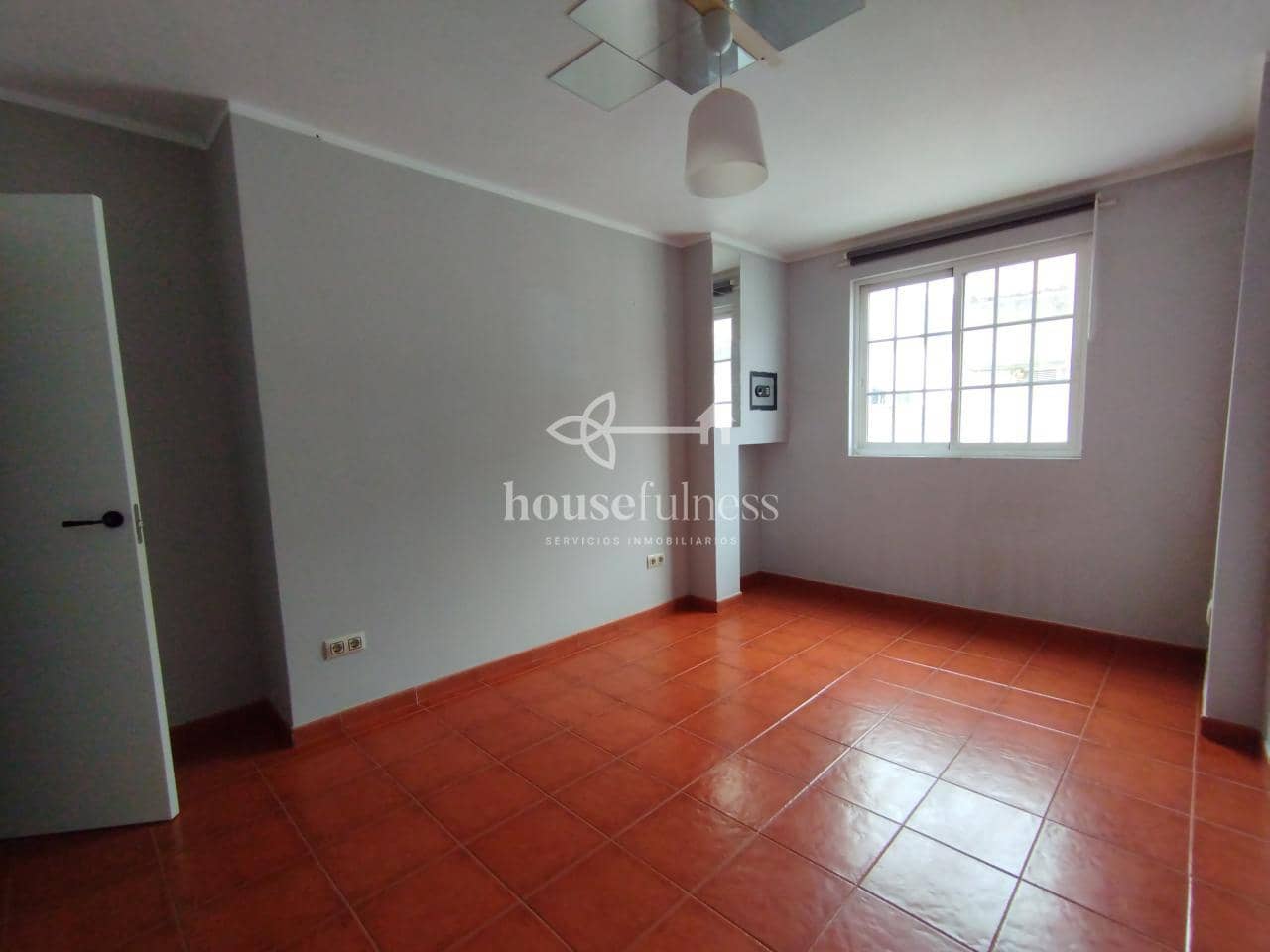 4 sovrum Lägenhet till salu i Ares - 189 000 € (Ref: 9647811)