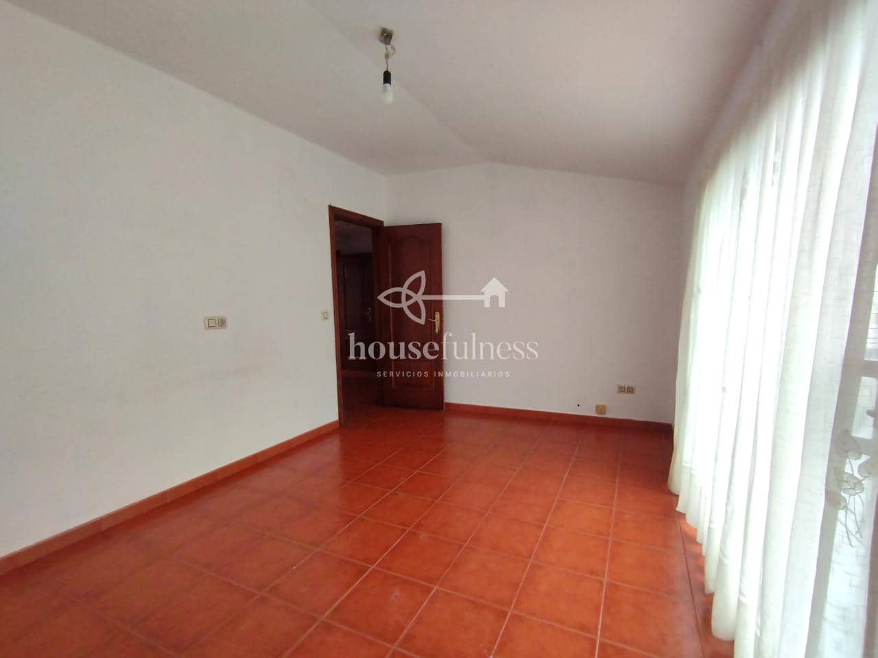 4 sovrum Lägenhet till salu i Ares - 189 000 € (Ref: 9647811)