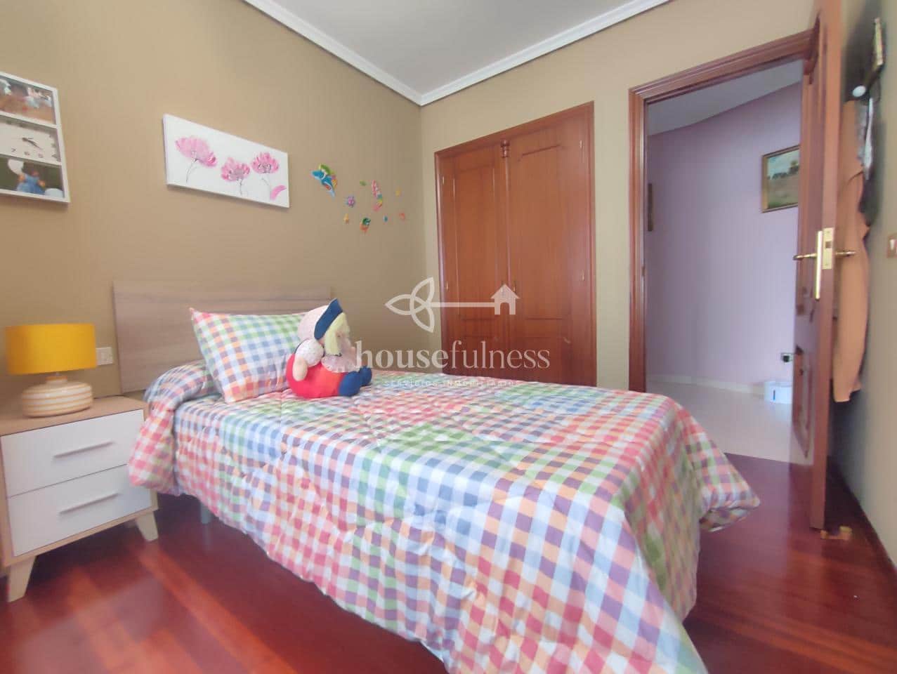 4 makuuhuone Asunto myytävänä paikassa Ferrol mukana 
autotalli - 220 000 € (Ref: 9673852)