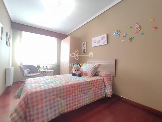 4 makuuhuone Asunto myytävänä paikassa Ferrol mukana 
autotalli - 220 000 € (Ref: 9673852)