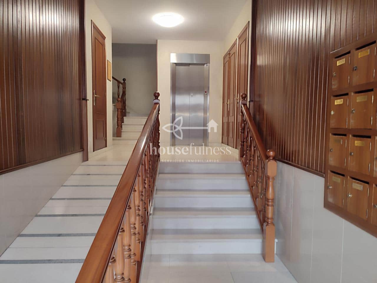 4 sovrum Lägenhet till salu i Ferrol med garage - 220 000 € (Ref: 9673852)