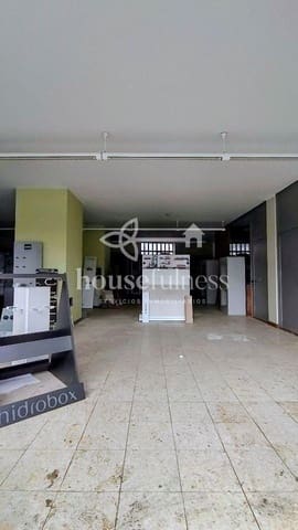 Commercial for rent in Pontedeume with garage - € 800 (Ref: 9682379)