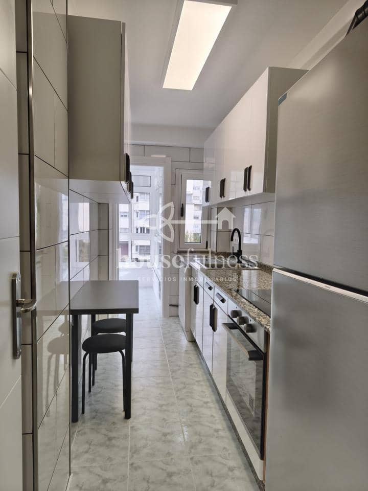 4 quarto Apartamento para venda em Ferrol - 160 000 € (Ref: 9698187)