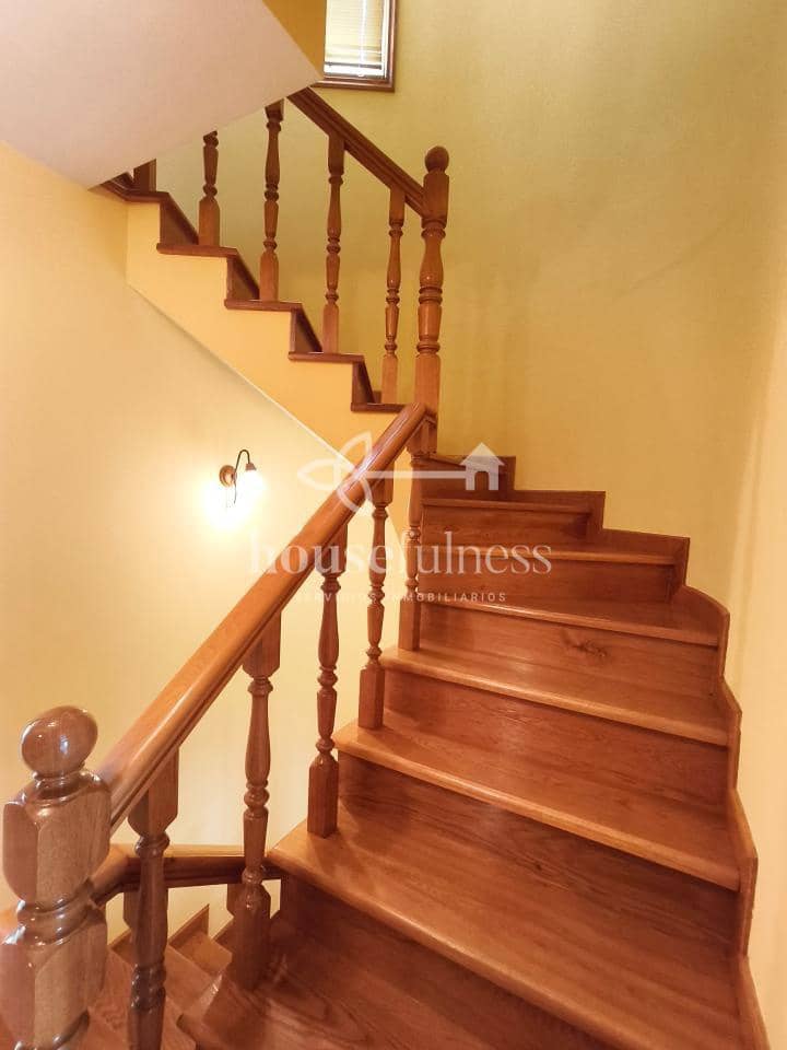 3 bedroom Semi-detached Villa for sale in Perbes with pool garage - € 390,000 (Ref: 9700483)