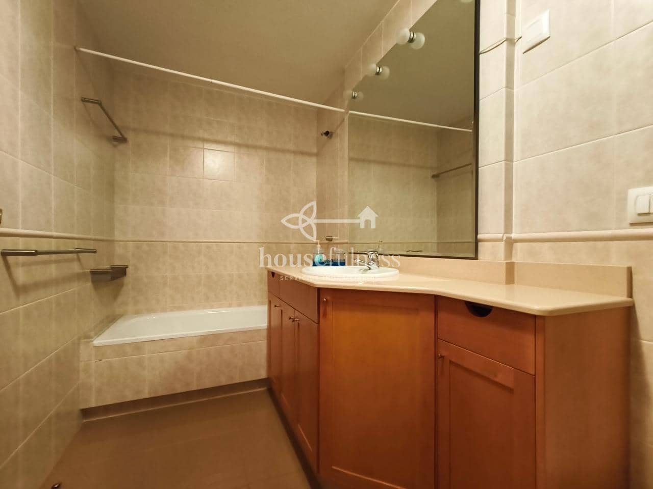 3 bedroom Semi-detached Villa for sale in Perbes with pool garage - € 390,000 (Ref: 9700483)