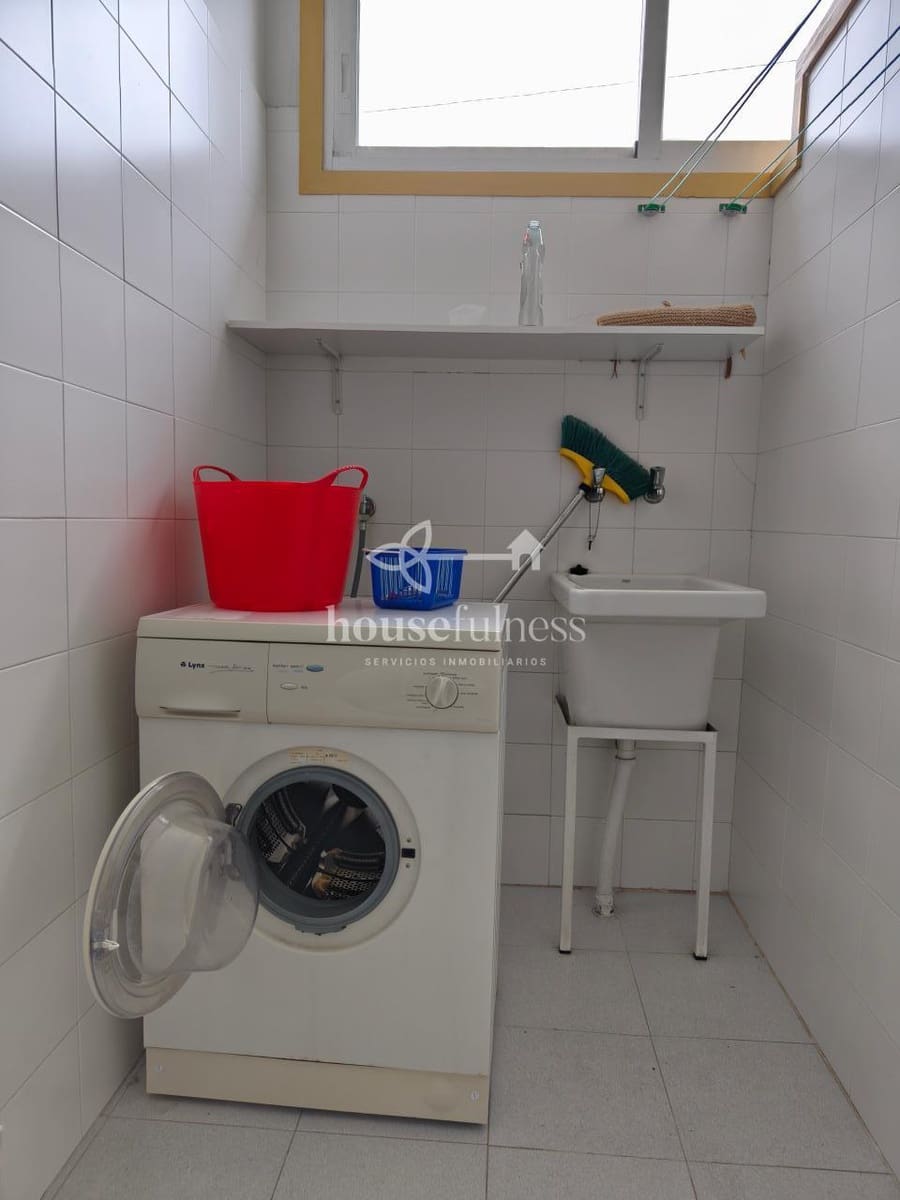 3 bedroom Semi-detached Villa for sale in Perbes with pool garage - € 390,000 (Ref: 9700483)