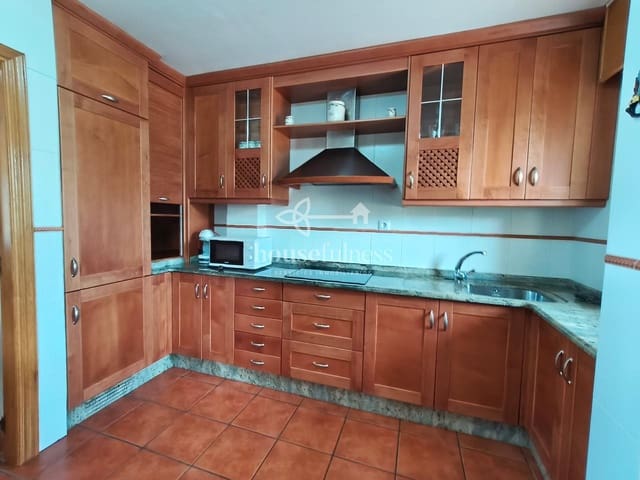 3 bedroom Semi-detached Villa for sale in Perbes, Miño with pool garage - € 390,000 (Ref: 9700483)