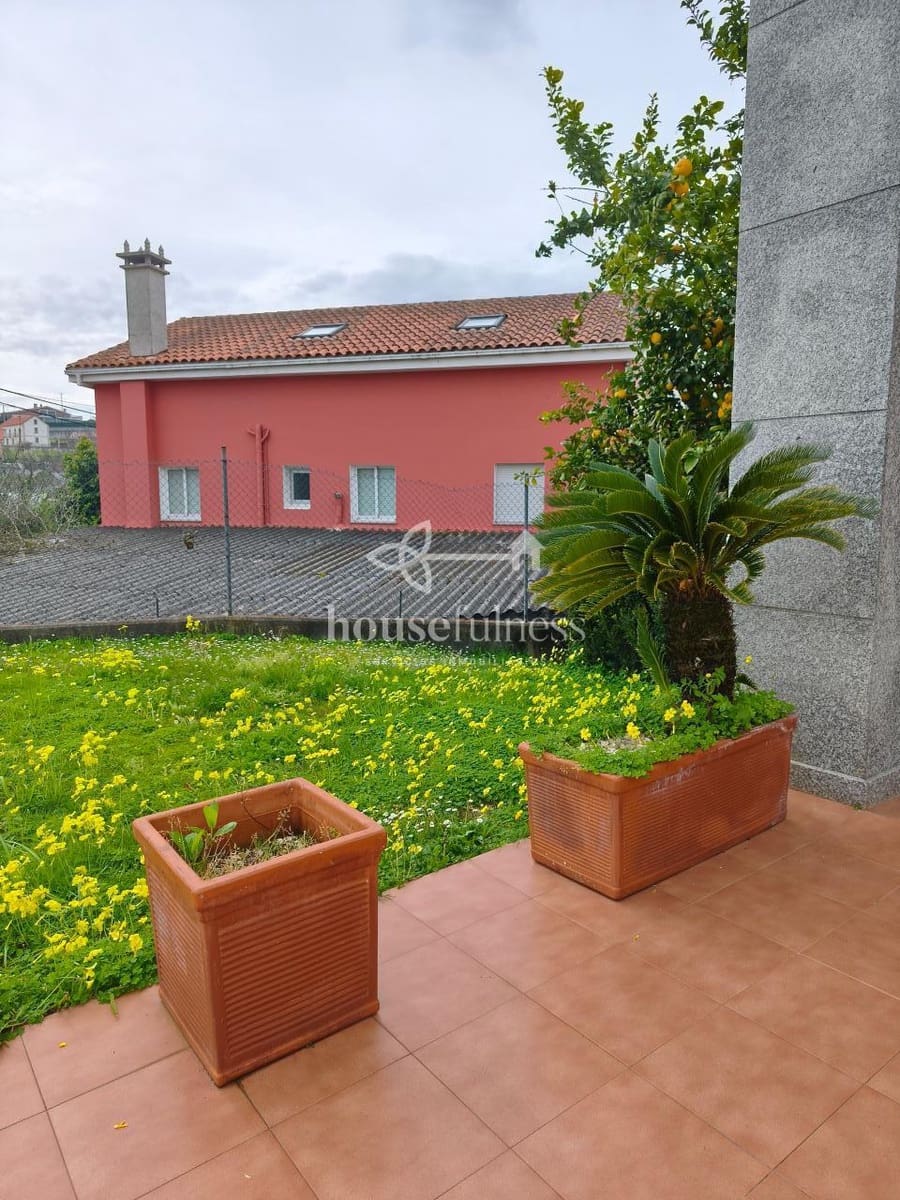 3 bedroom Semi-detached Villa for sale in Perbes with pool garage - € 390,000 (Ref: 9700483)