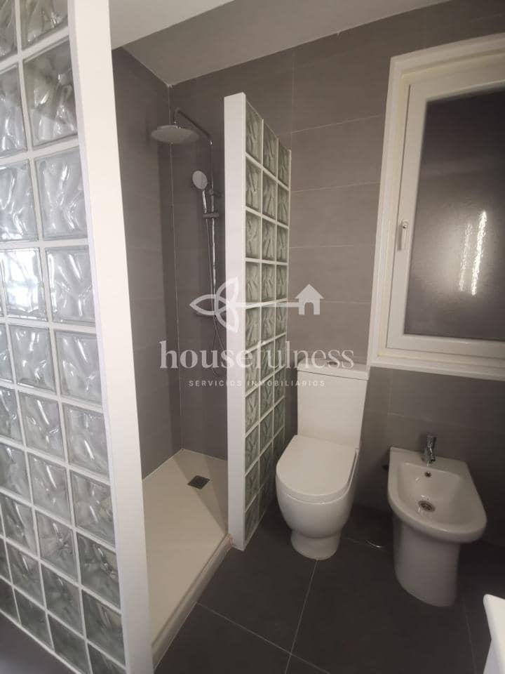 2 slaapkamer Flat te koop in Ferrol - € 195.000 (Ref: 9714559)