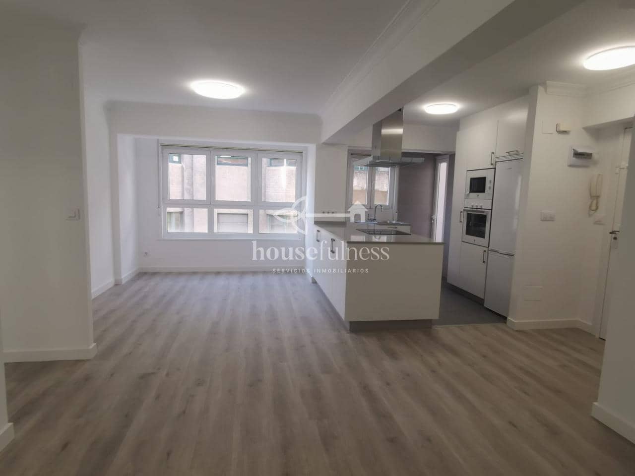 2 slaapkamer Flat te koop in Ferrol - € 195.000 (Ref: 9714559)