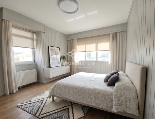 4 bedroom Townhouse for sale in Moeche with garage - € 310,000 (Ref: 9721161)