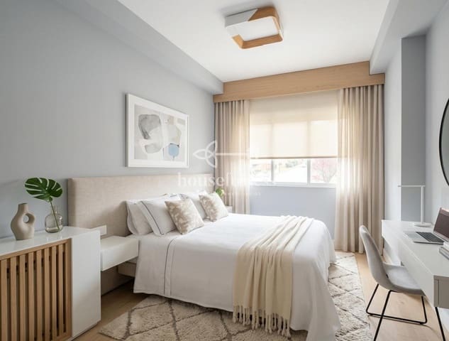 4 bedroom Townhouse for sale in Moeche with garage - € 310,000 (Ref: 9721161)