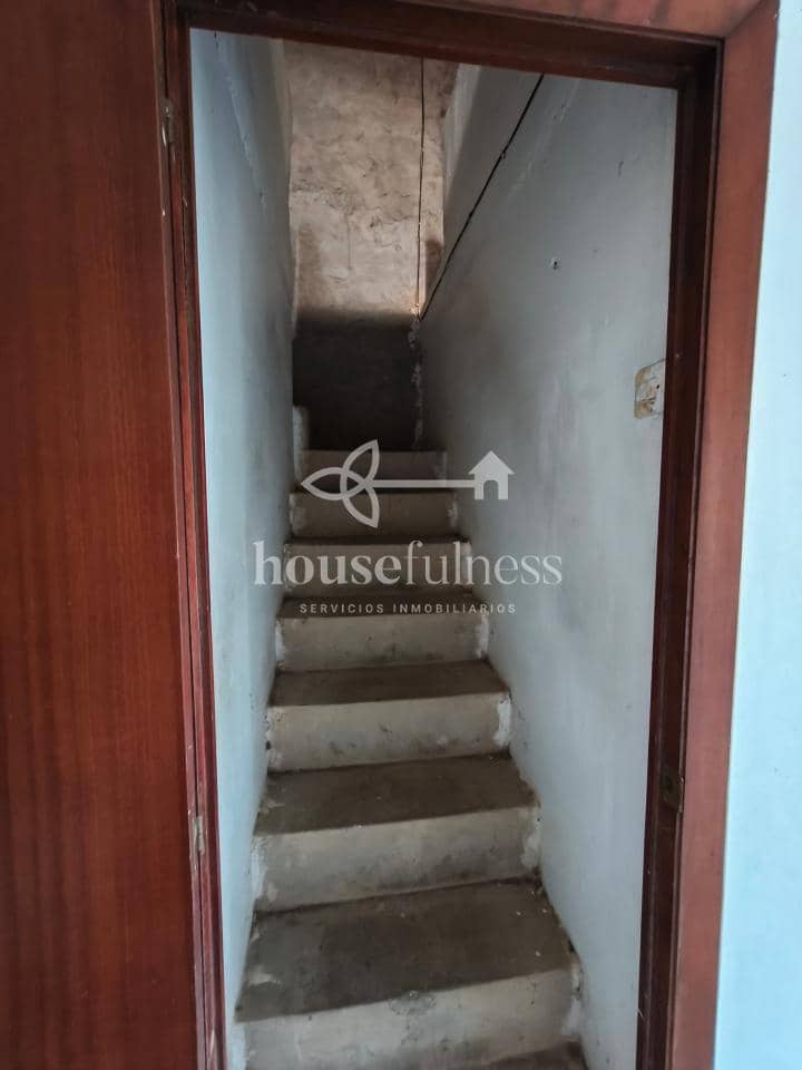 2 bedroom Townhouse for sale in Mugardos - € 120,000 (Ref: 9726406)