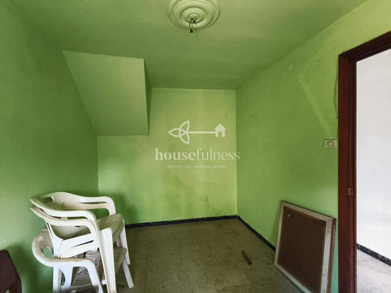 2 bedroom Townhouse for sale in Mugardos - € 120,000 (Ref: 9726406)