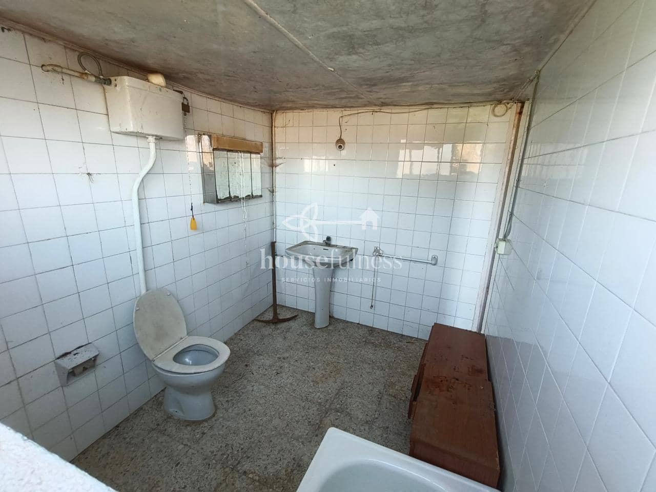 2 bedroom Townhouse for sale in Mugardos - € 120,000 (Ref: 9726406)