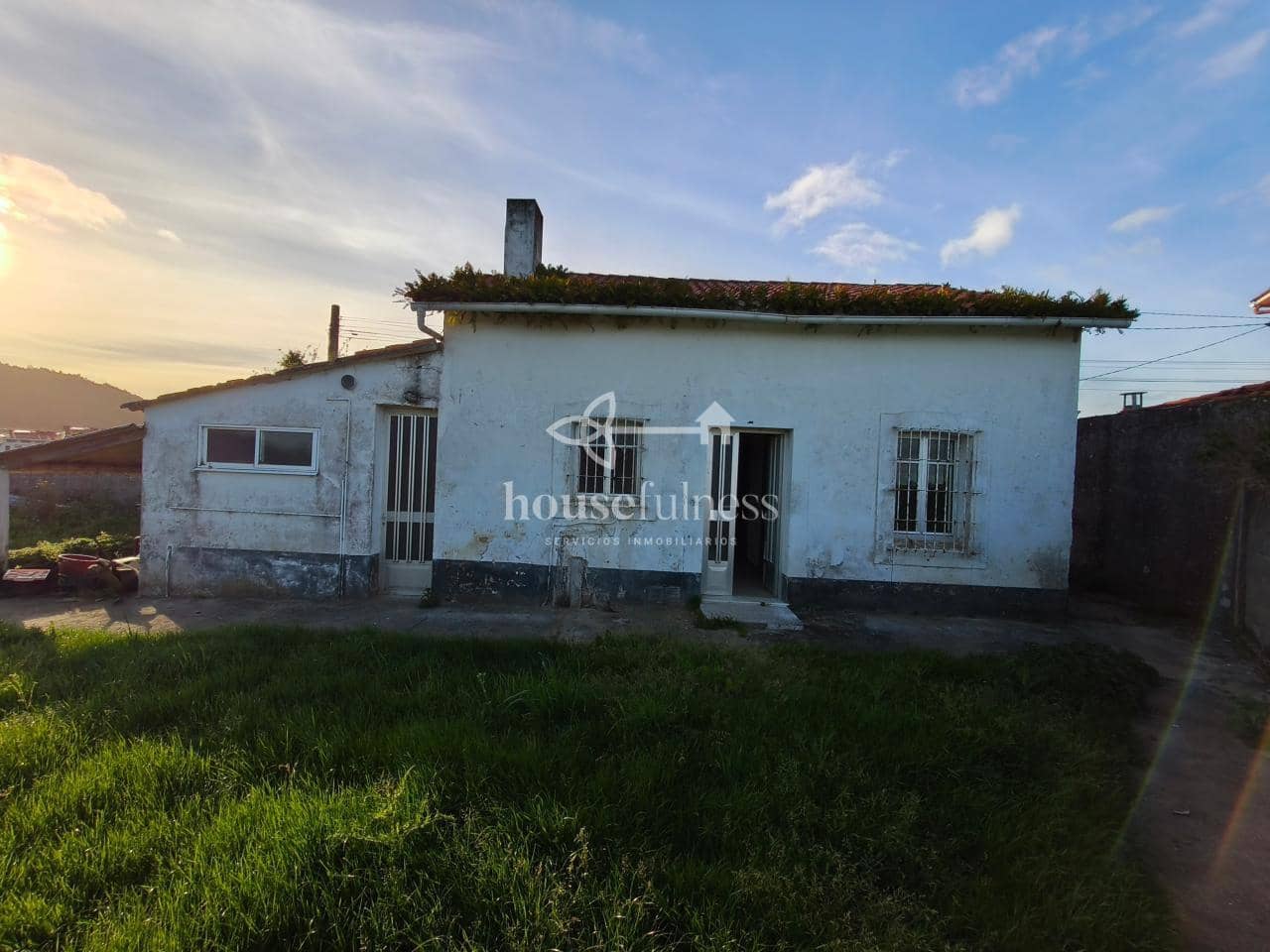 2 bedroom Townhouse for sale in Mugardos - € 120,000 (Ref: 9726406)