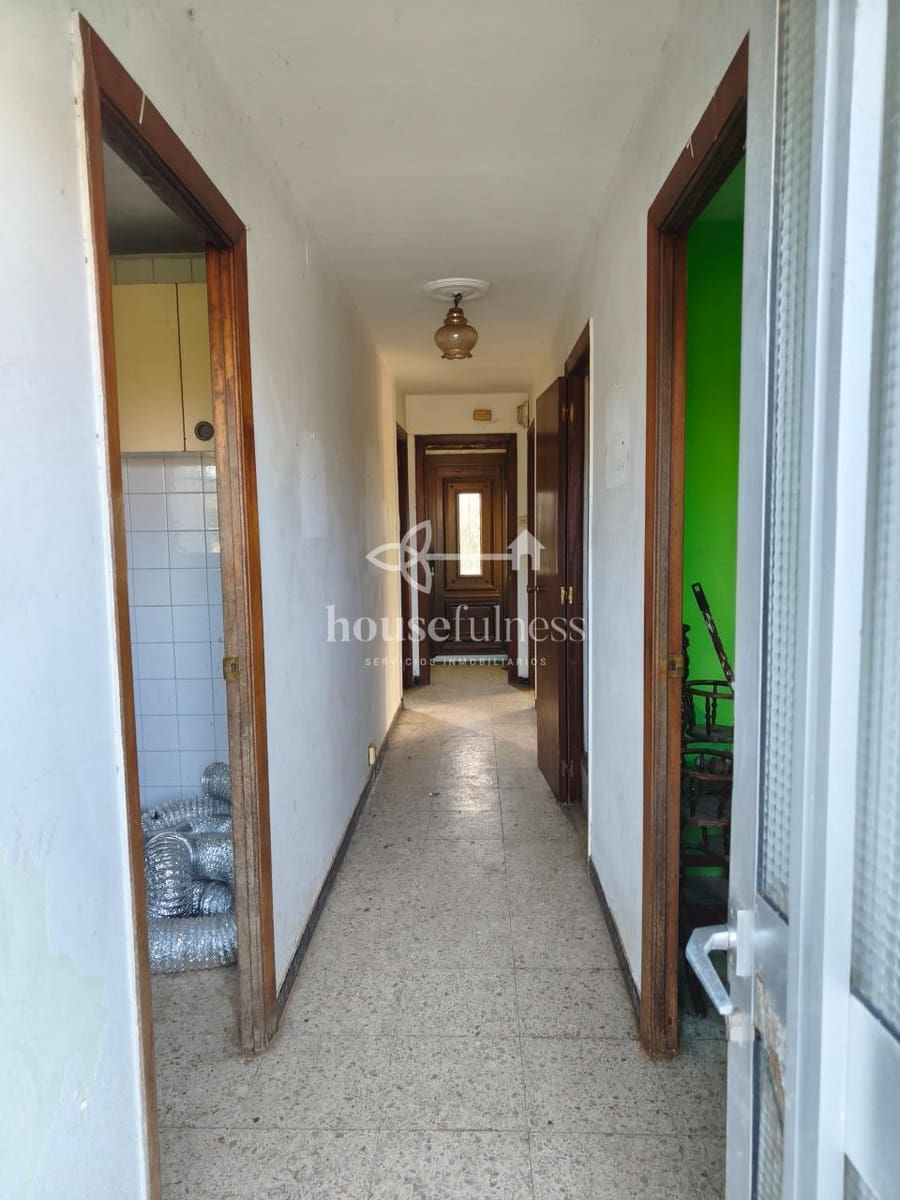 2 bedroom Townhouse for sale in Mugardos - € 120,000 (Ref: 9726406)