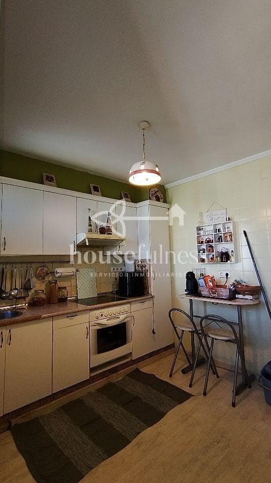 3 bedroom Flat for sale in Naron - € 99,000 (Ref: 9735232)