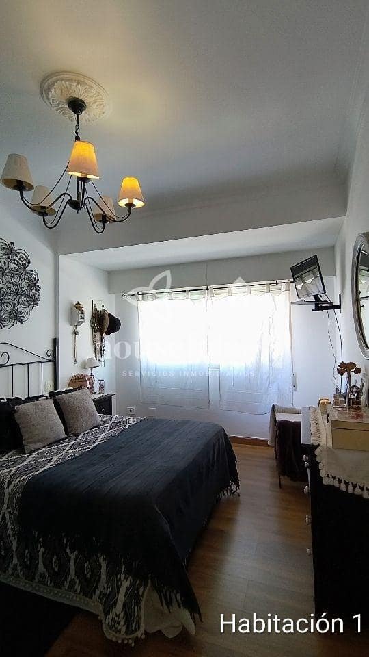 3 bedroom Flat for sale in Naron - € 99,000 (Ref: 9735232)