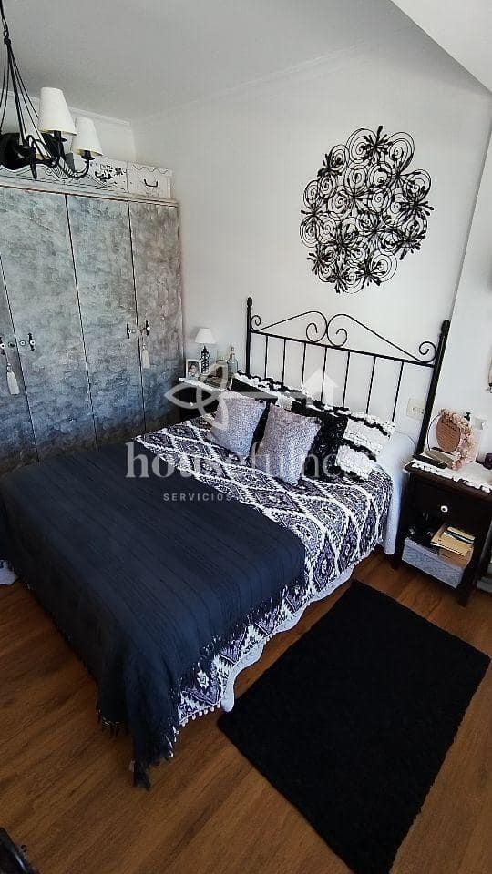 3 bedroom Flat for sale in Naron - € 99,000 (Ref: 9735232)