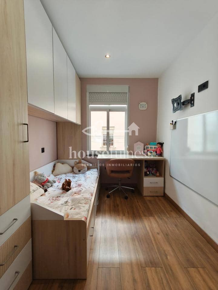 3 soveværelse Lejlighed til salg i Naron - € 99.000 (Ref: 9761636)