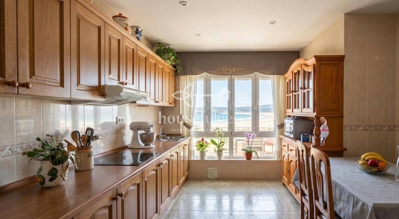 4 bedroom Beach Apartment for sale in Valdovino - € 750,000 (Ref: 9770316)