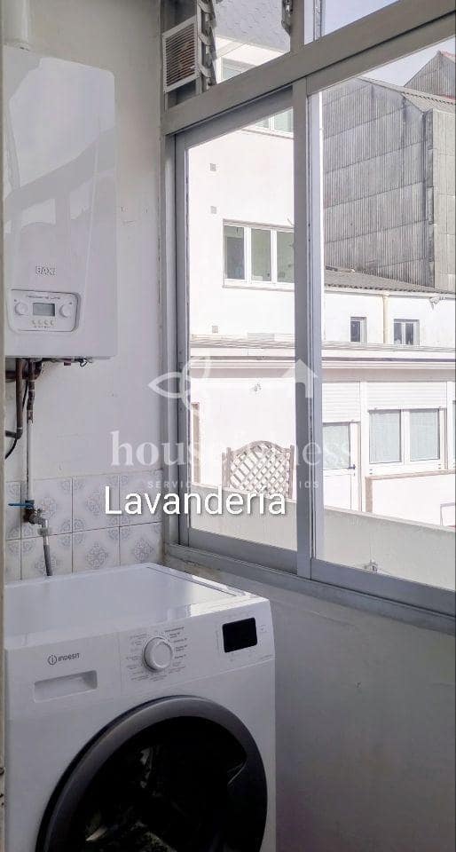 4 bedroom Flat for sale in Naron - € 120,000 (Ref: 9770317)