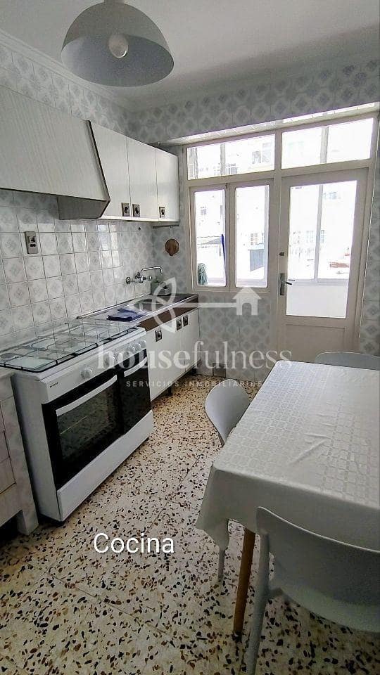4 bedroom Flat for sale in Naron - € 120,000 (Ref: 9770317)