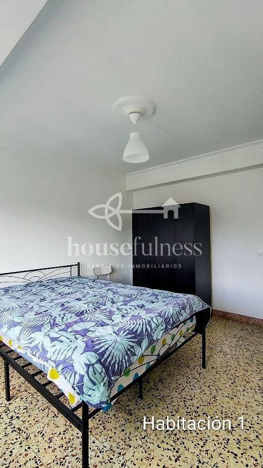 4 bedroom Flat for sale in Naron - € 120,000 (Ref: 9770317)