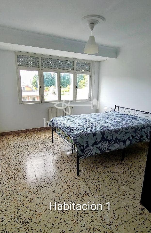 4 bedroom Flat for sale in Naron - € 120,000 (Ref: 9770317)