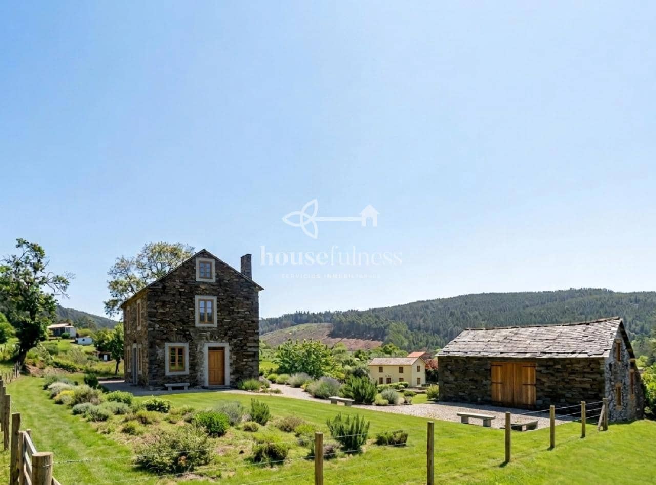 Townhouse for sale in Moeche - € 93,000 (Ref: 9770318)