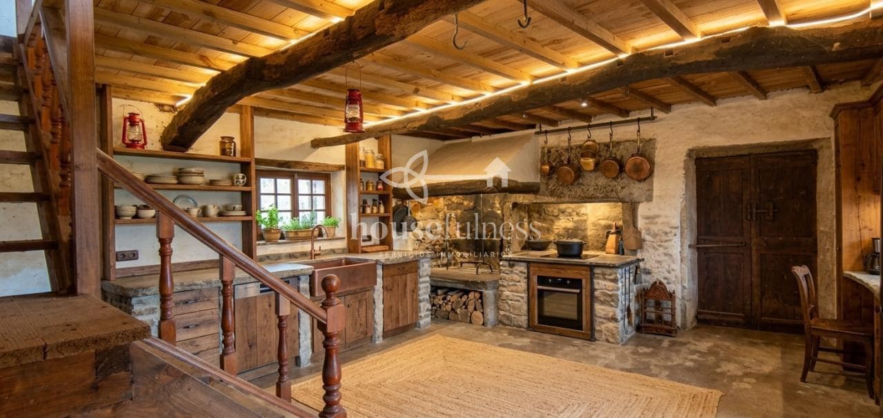 Townhouse for sale in Moeche - € 93,000 (Ref: 9770318)