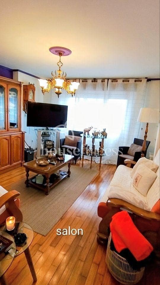 3 soverom Leilighet til salgs i Ferrol med garasje - € 180 000 (Ref: 9780173)