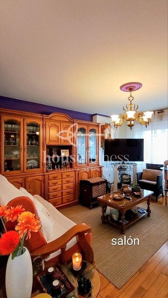 3 bedroom Flat for sale in Ferrol with garage - € 180,000 (Ref: 9780173)