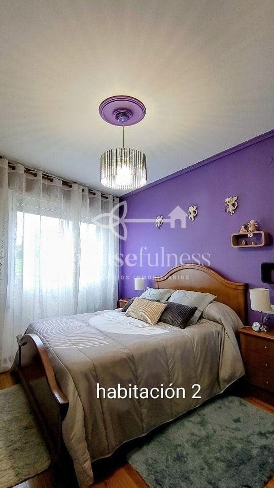 3 bedroom Flat for sale in Ferrol with garage - € 180,000 (Ref: 9780173)