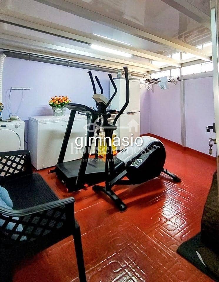 3 bedroom Flat for sale in Ferrol with garage - € 180,000 (Ref: 9780173)