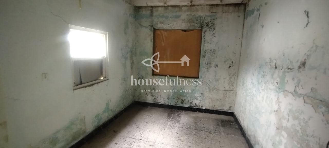 3 soverom Hus til salgs i Ferrol med garasje - € 120 000 (Ref: 9780174)