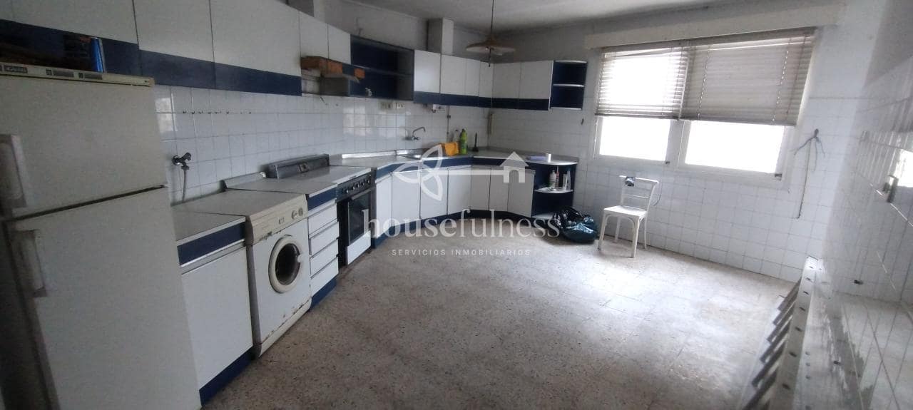 3 soverom Hus til salgs i Ferrol med garasje - € 120 000 (Ref: 9780174)