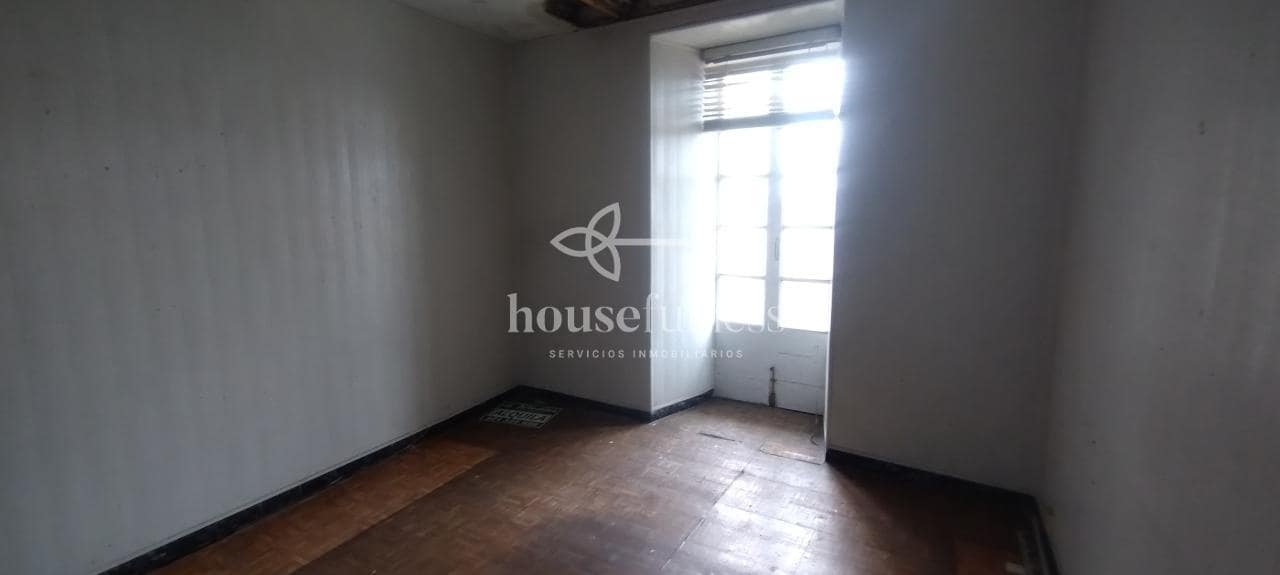 3 soverom Hus til salgs i Ferrol med garasje - € 120 000 (Ref: 9780174)