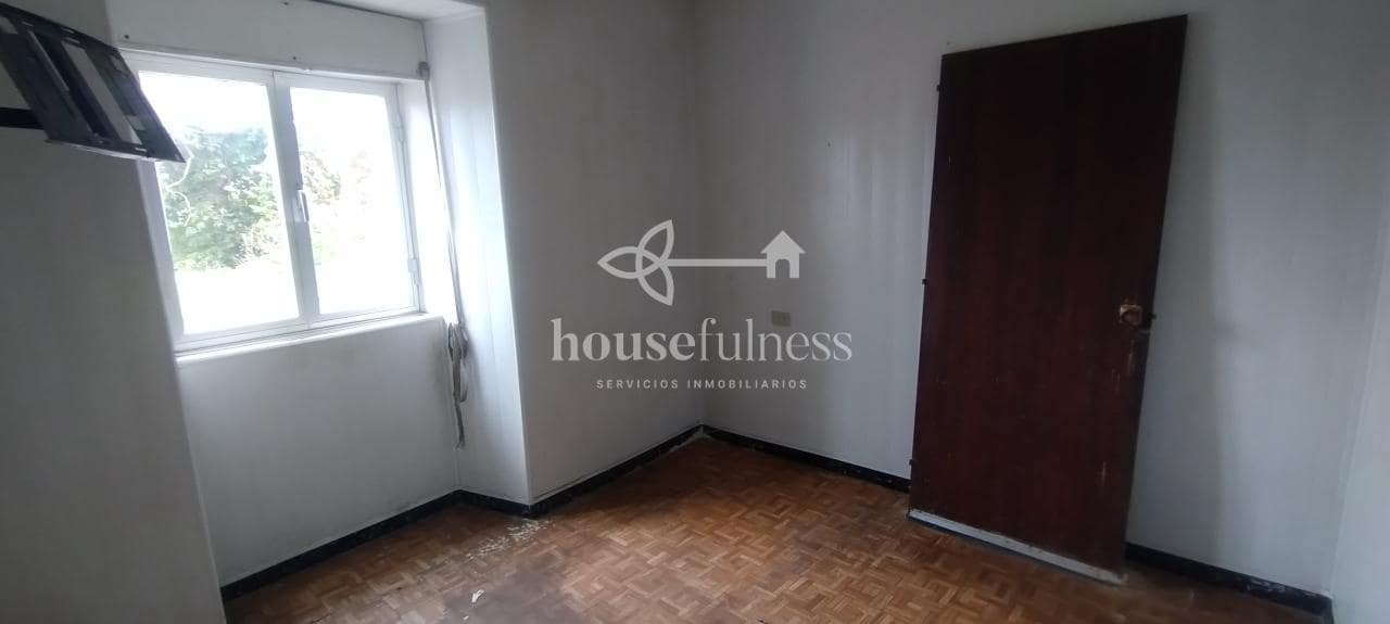 3 soverom Hus til salgs i Ferrol med garasje - € 120 000 (Ref: 9780174)