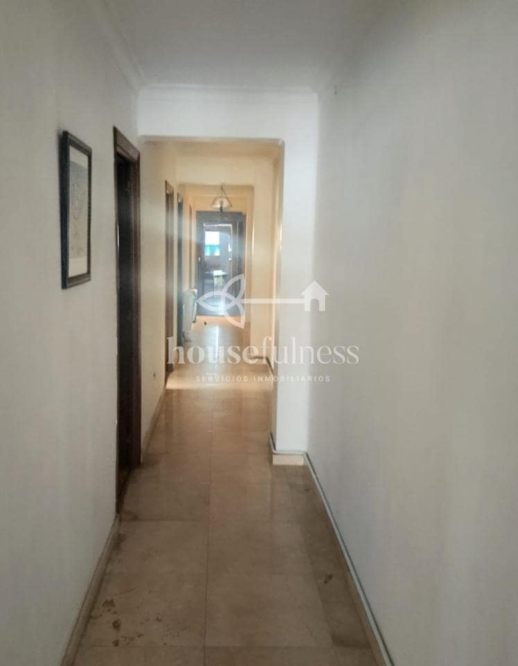 Piso de 5 habitaciones en Ferrol en venta con garaje - 200.000 € (Ref: 9794107)