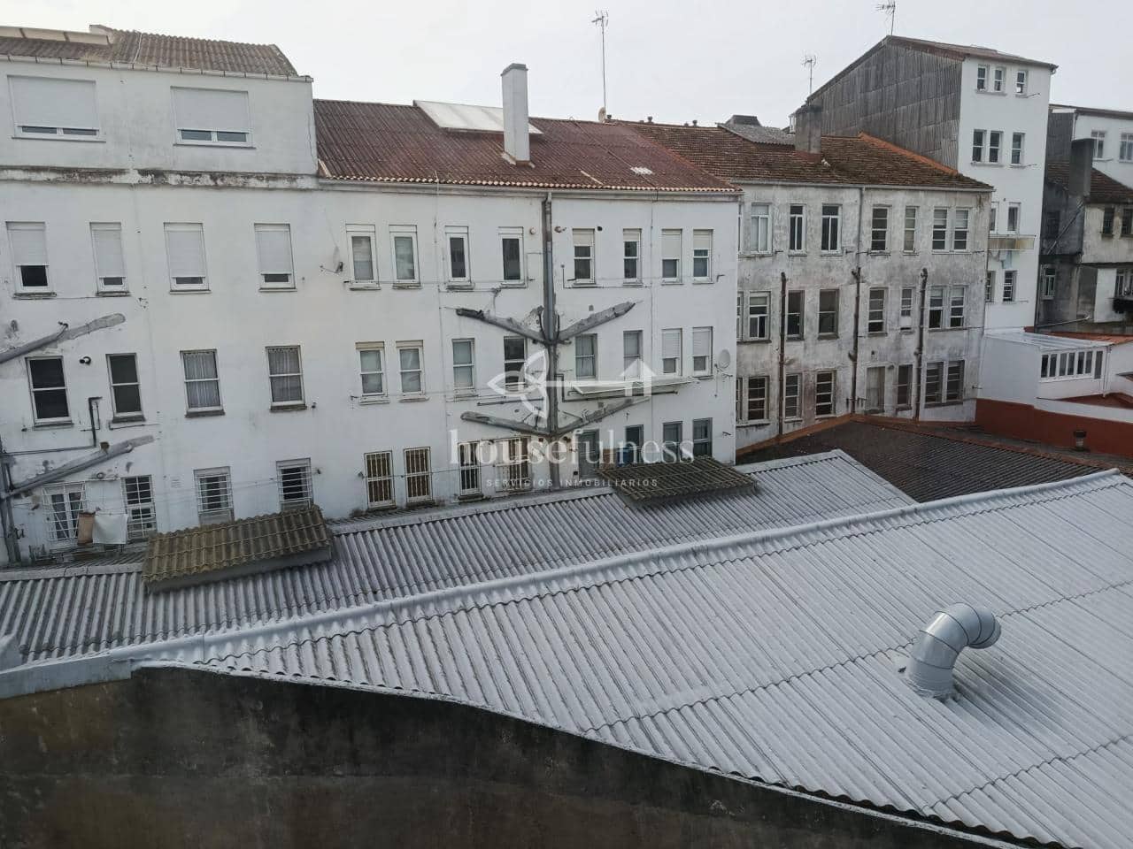 Piso de 5 habitaciones en Ferrol en venta con garaje - 200.000 € (Ref: 9794107)