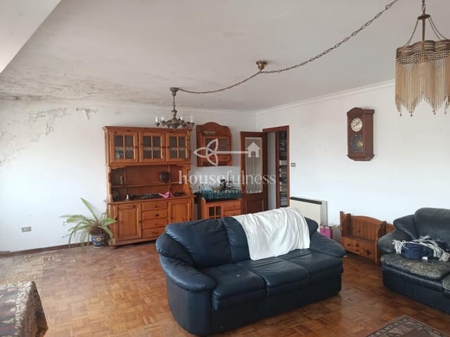 Piso de 5 habitaciones en Ferrol en venta con garaje - 200.000 € (Ref: 9794107)