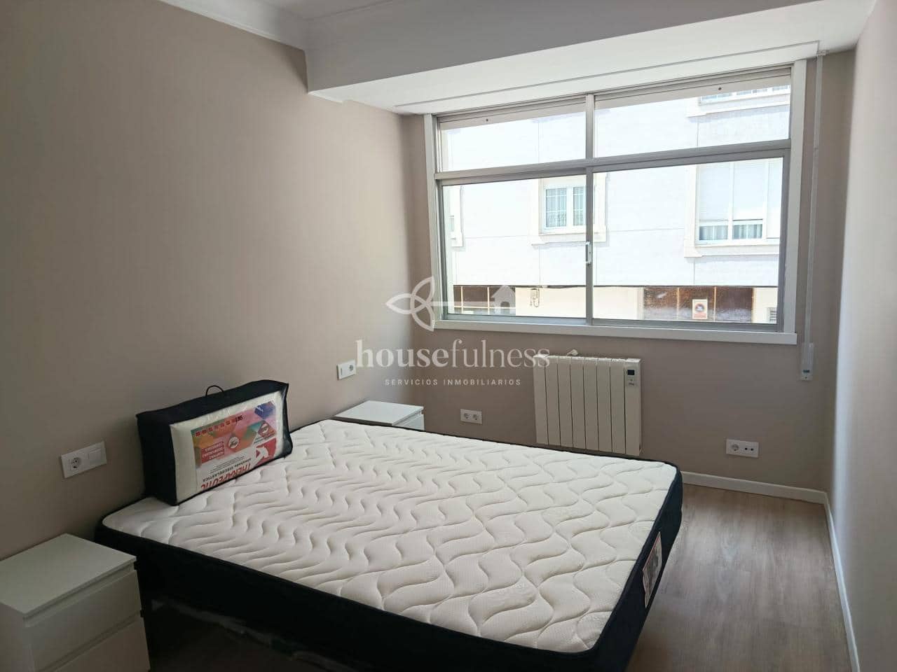 3 bedroom Flat for rent in Ferrol - € 800 (Ref: 9811292)