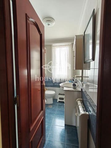 2 bedroom Flat for sale in Ferrol - € 70,000 (Ref: 9811293)