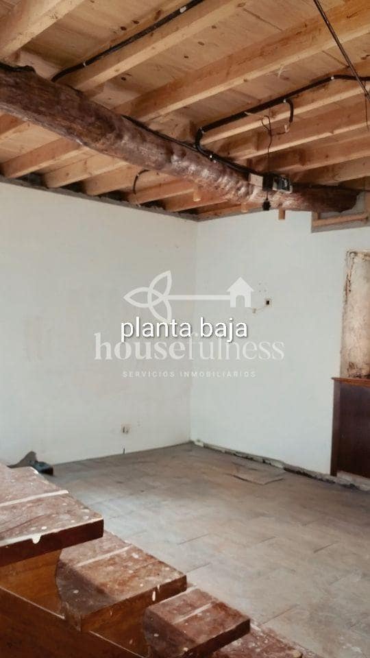 4 bedroom Finca/Country House for sale in Ferrol with pool garage - € 297,000 (Ref: 9811294)