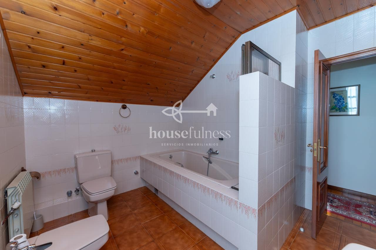 4 Zimmer Villa zu verkaufen in San Sadurnino mit Garage - 450.000 € (Ref: 9819949)