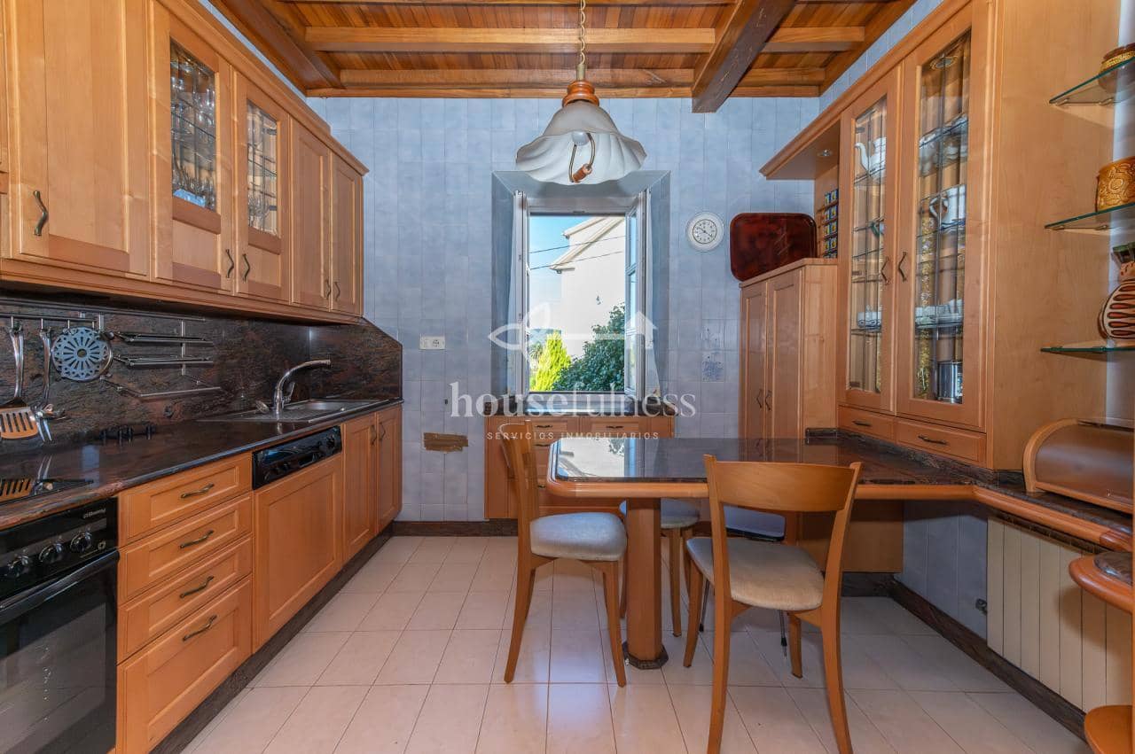 4 Zimmer Villa zu verkaufen in San Sadurnino mit Garage - 450.000 € (Ref: 9819949)