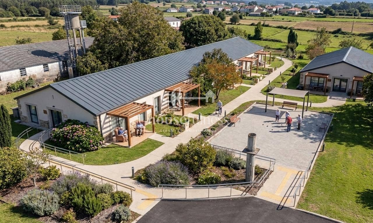 4 Zimmer Villa zu verkaufen in San Sadurnino mit Garage - 450.000 € (Ref: 9819949)